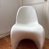 2 Verner Pantone - Vitra white chairs