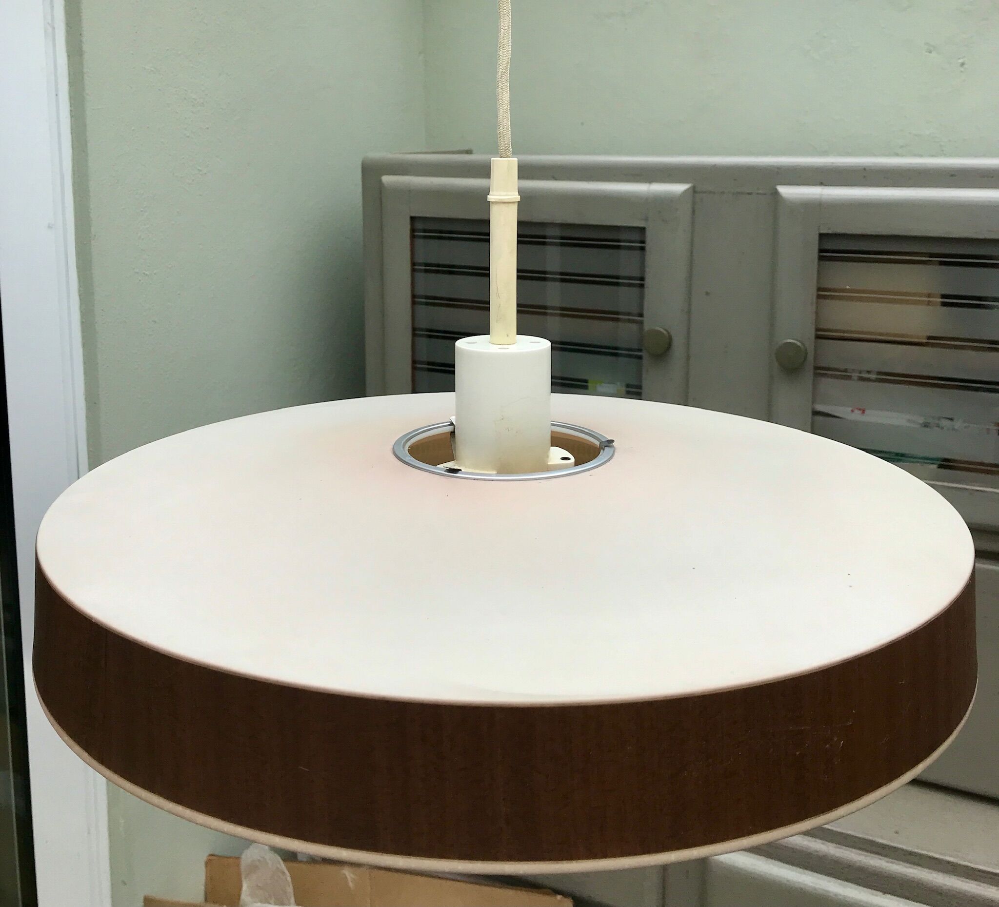 Vintage suspension - plastic