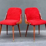 Pair of 1960s chairs in sheepskin and varnished wood