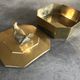 Box in solid brass octagon shape bird decoration 14,8cm