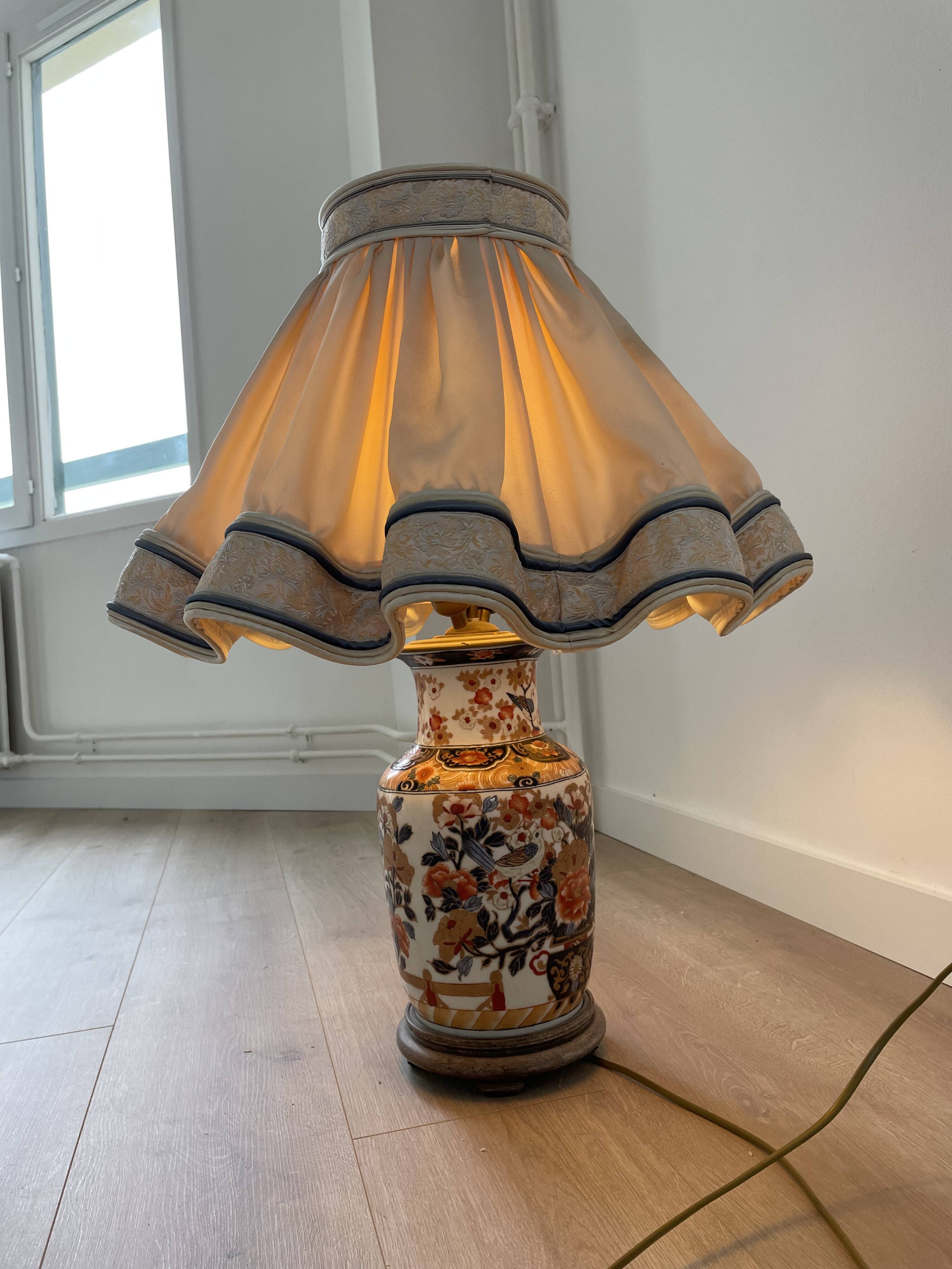 Ceramic lamp