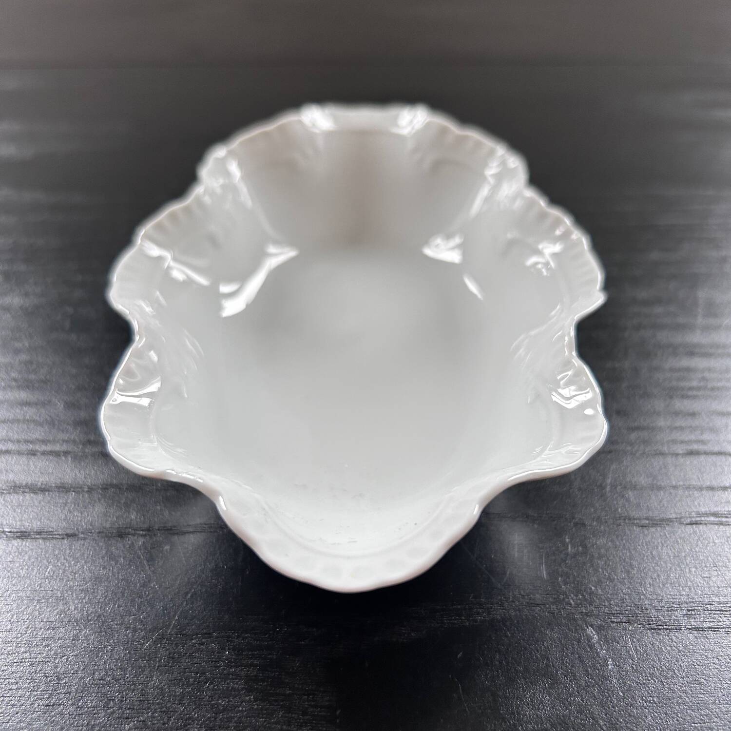 Scalloped porcelain dish