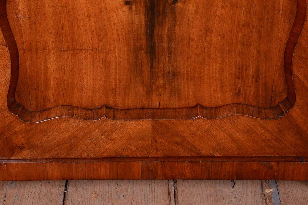 Biedermeier Cabinet in Walnut, Austria, 1830s