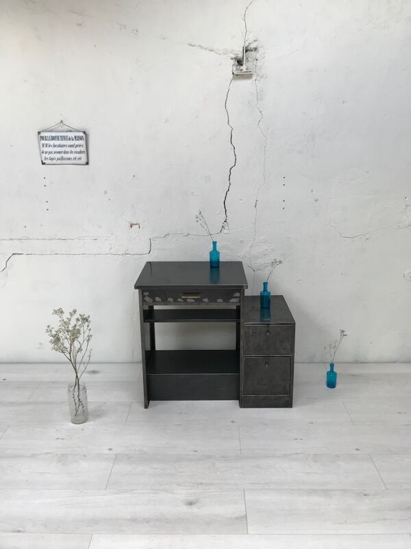 Bureau industriel Ronéo en métal brut