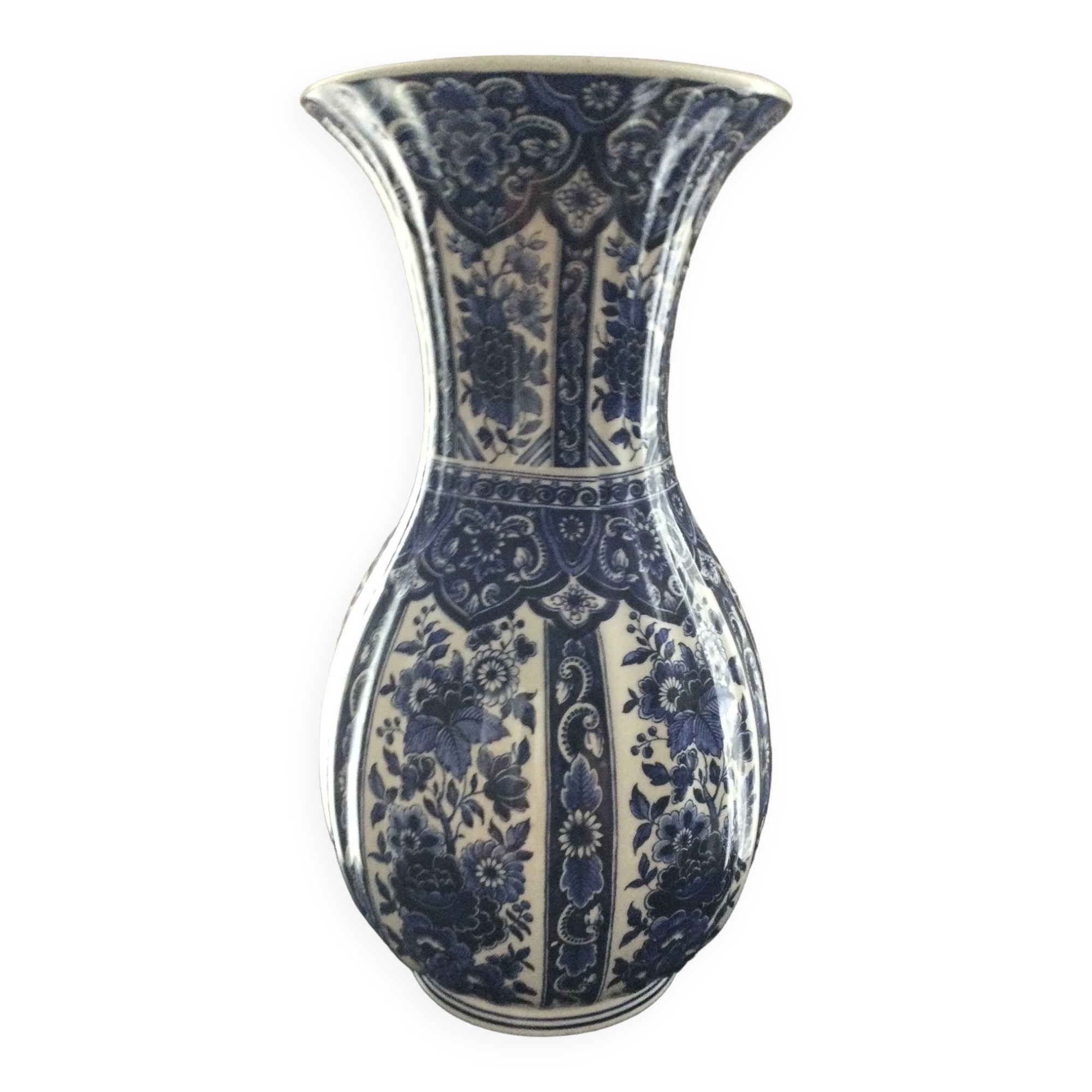 Artistiche ceramic vase