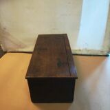 Coffre 18ème petit modèle en chêne