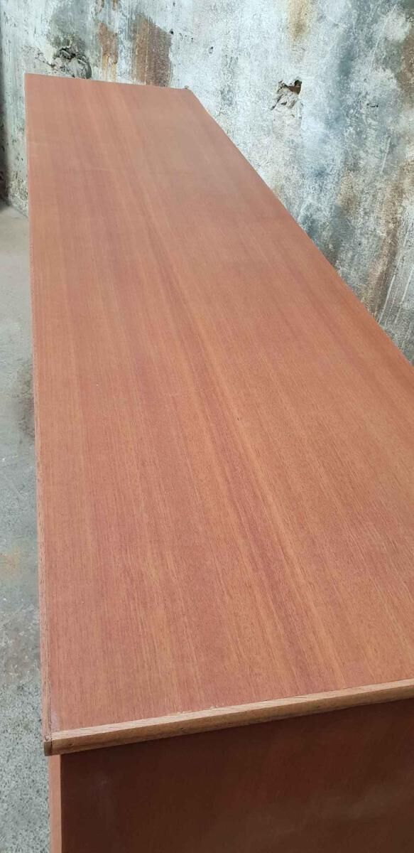 Vintage line with sliding doors