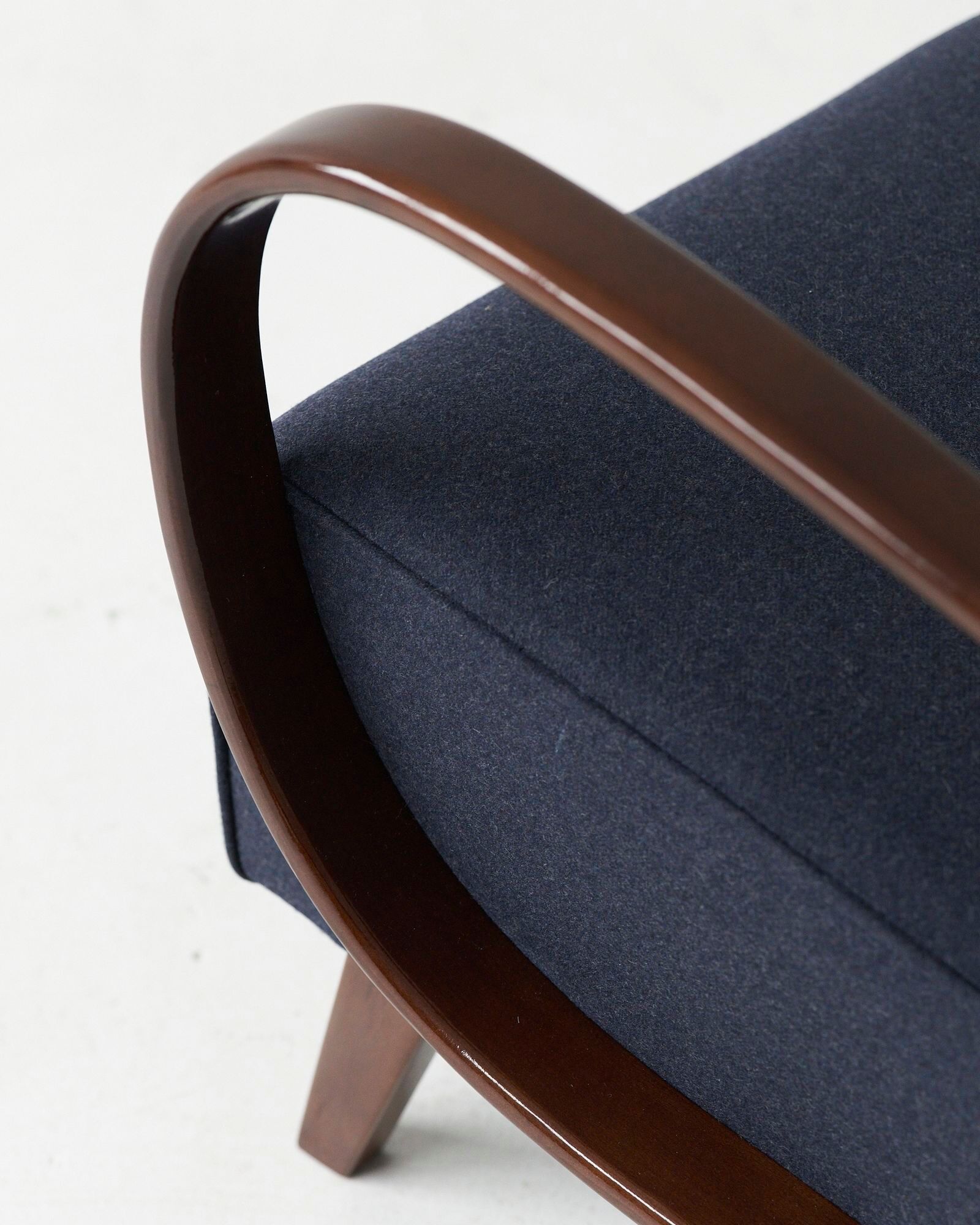 Jindrich Halabala H-410 armchair, 30's