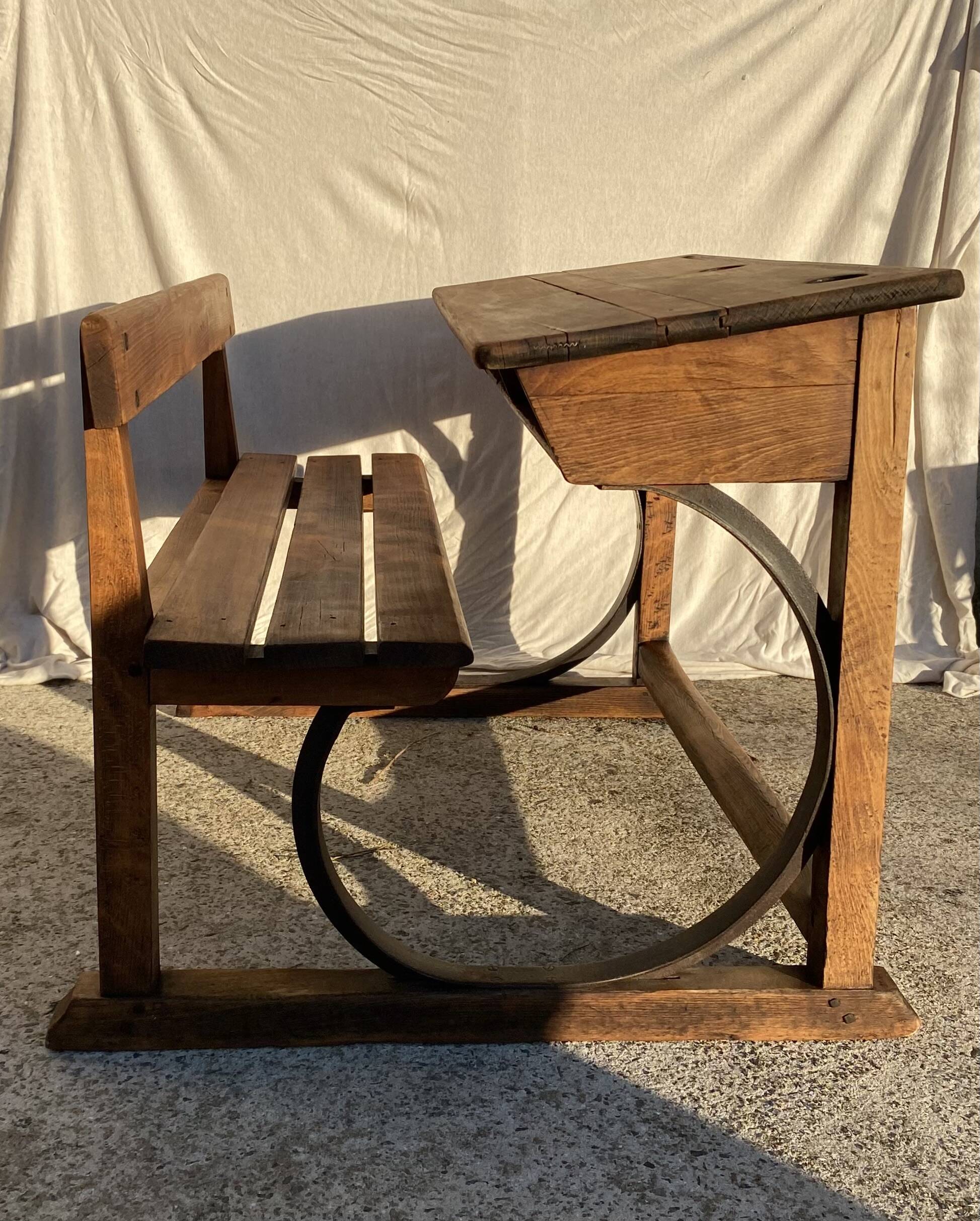 Children's desk