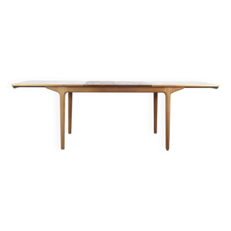 Table extensible McIntosh du milieu du siècle en teck époustouflant, style danois rétro moderne