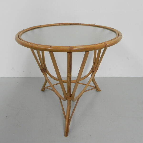 Table basse en bambou avec plateau rond en verre