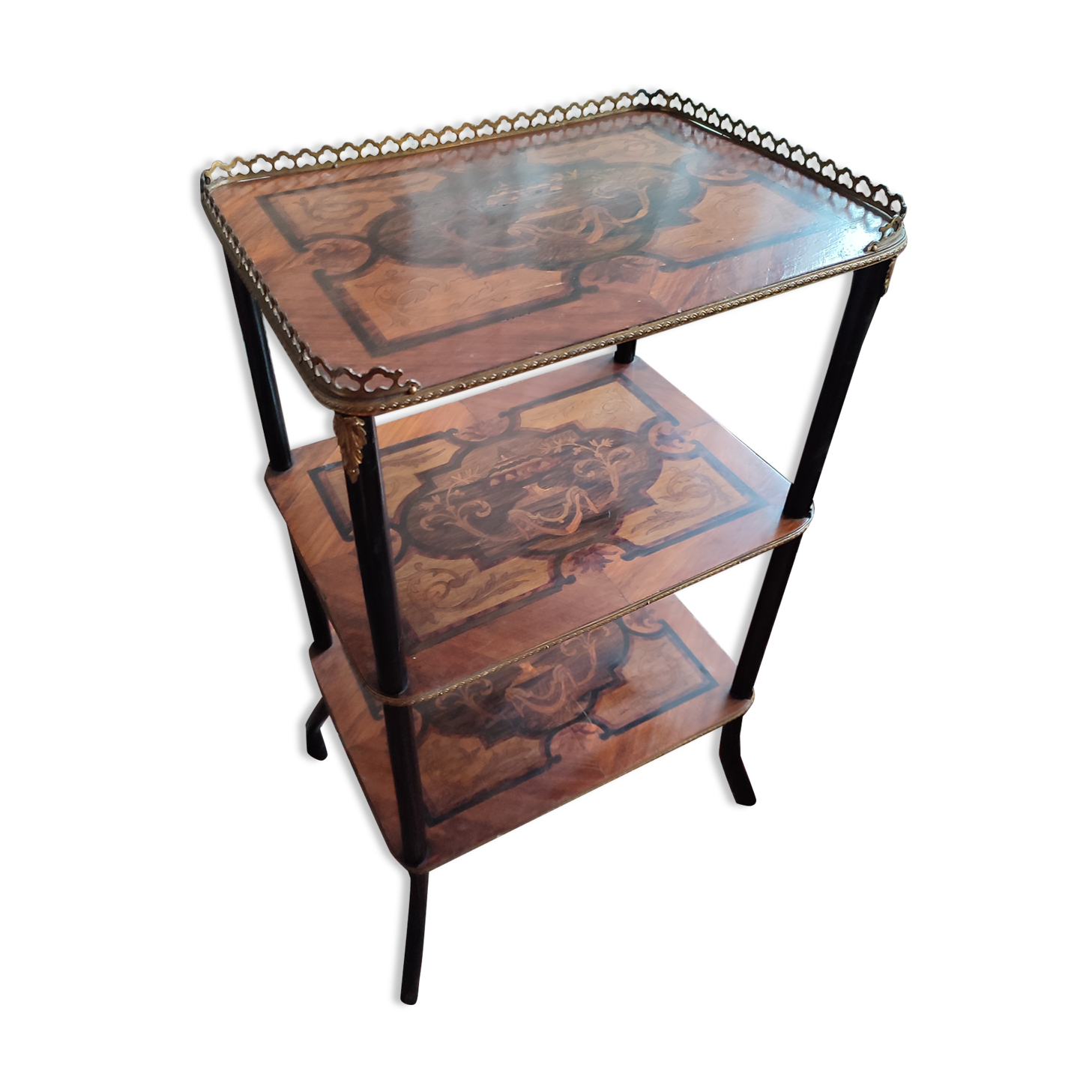 Harness serves Napoleon lII inlaid