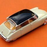Miniature car Citroën DS 19 (1956) Scale: 1/43rd