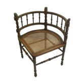 Traditional canning corner chair