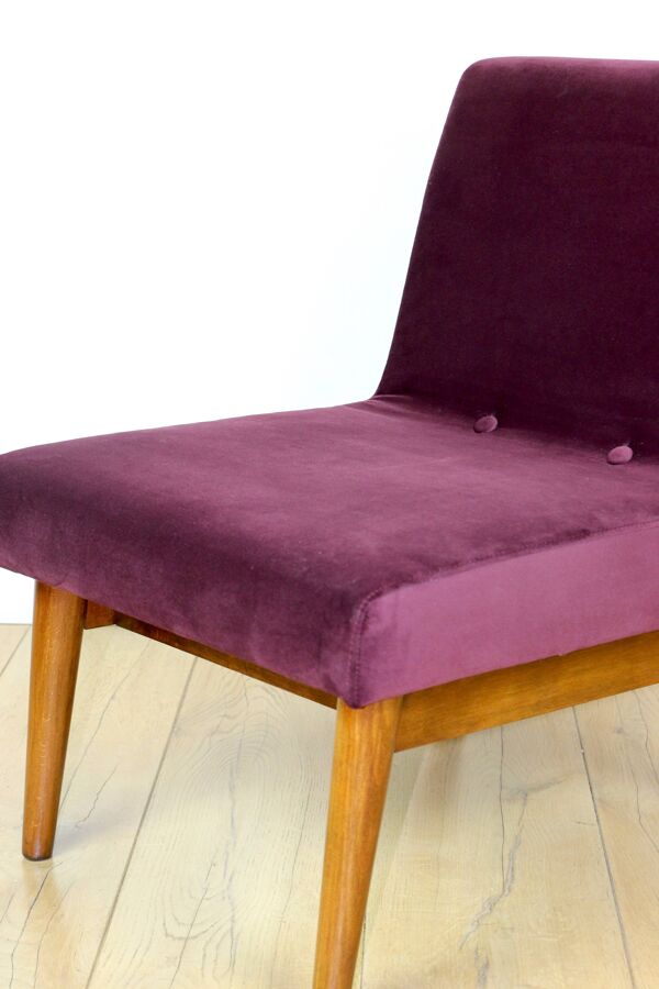 Fauteuil loft vintage années 70 en velours bordeaux.