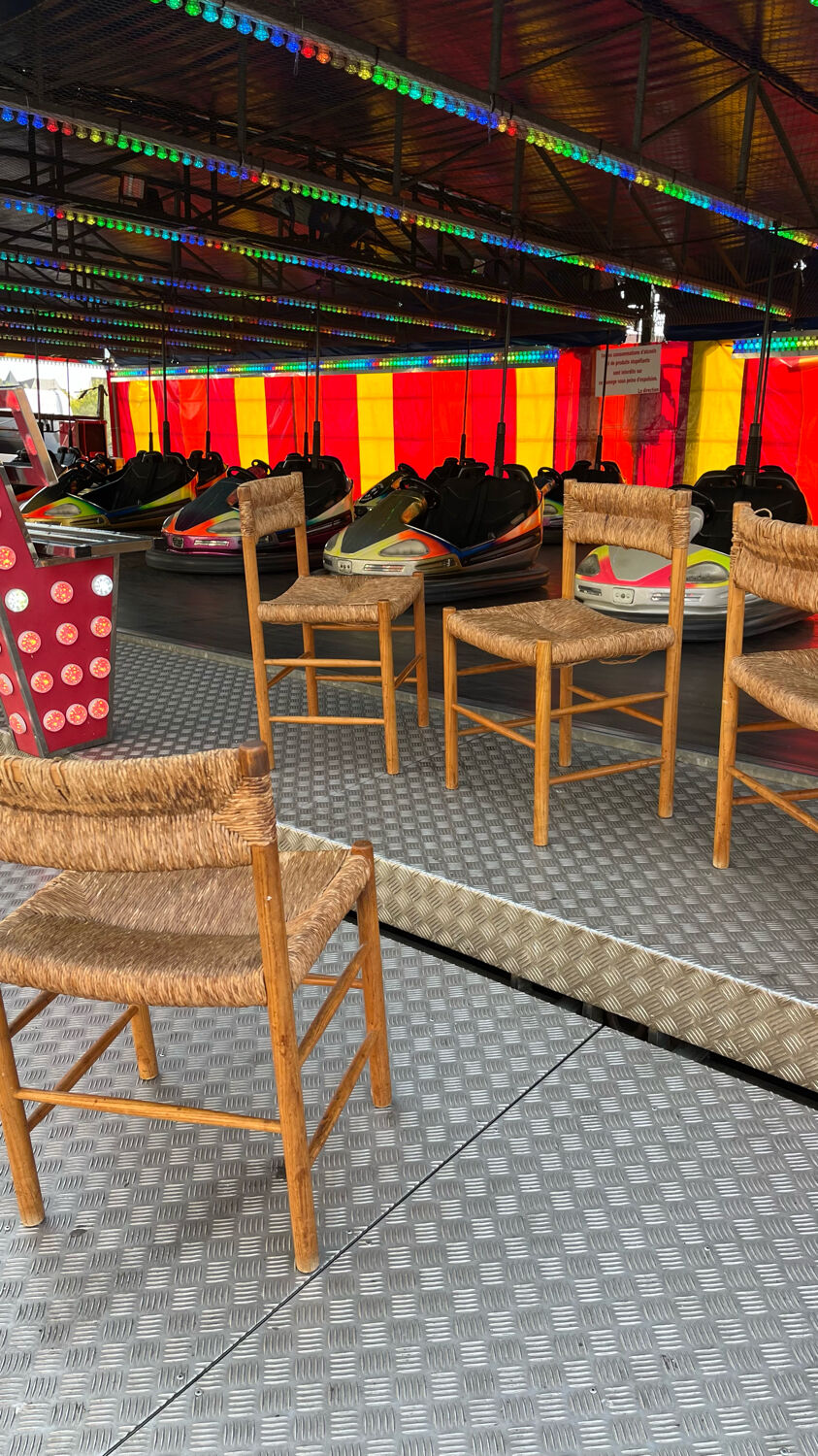 4 chaises modèle « Dordogne » édition Robert Sentou