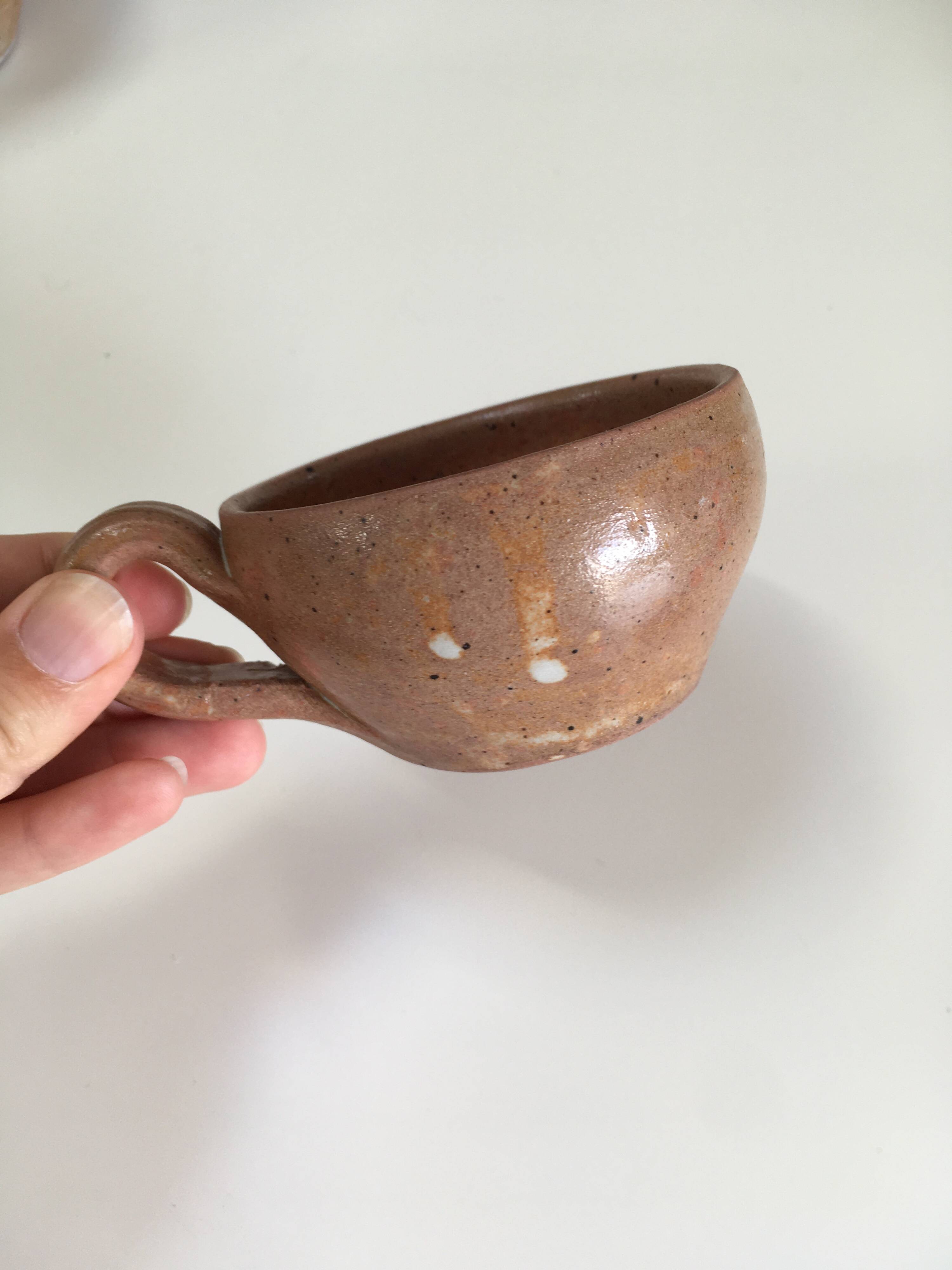 Set of 5 handcrafted ceramic mugs – terracotta