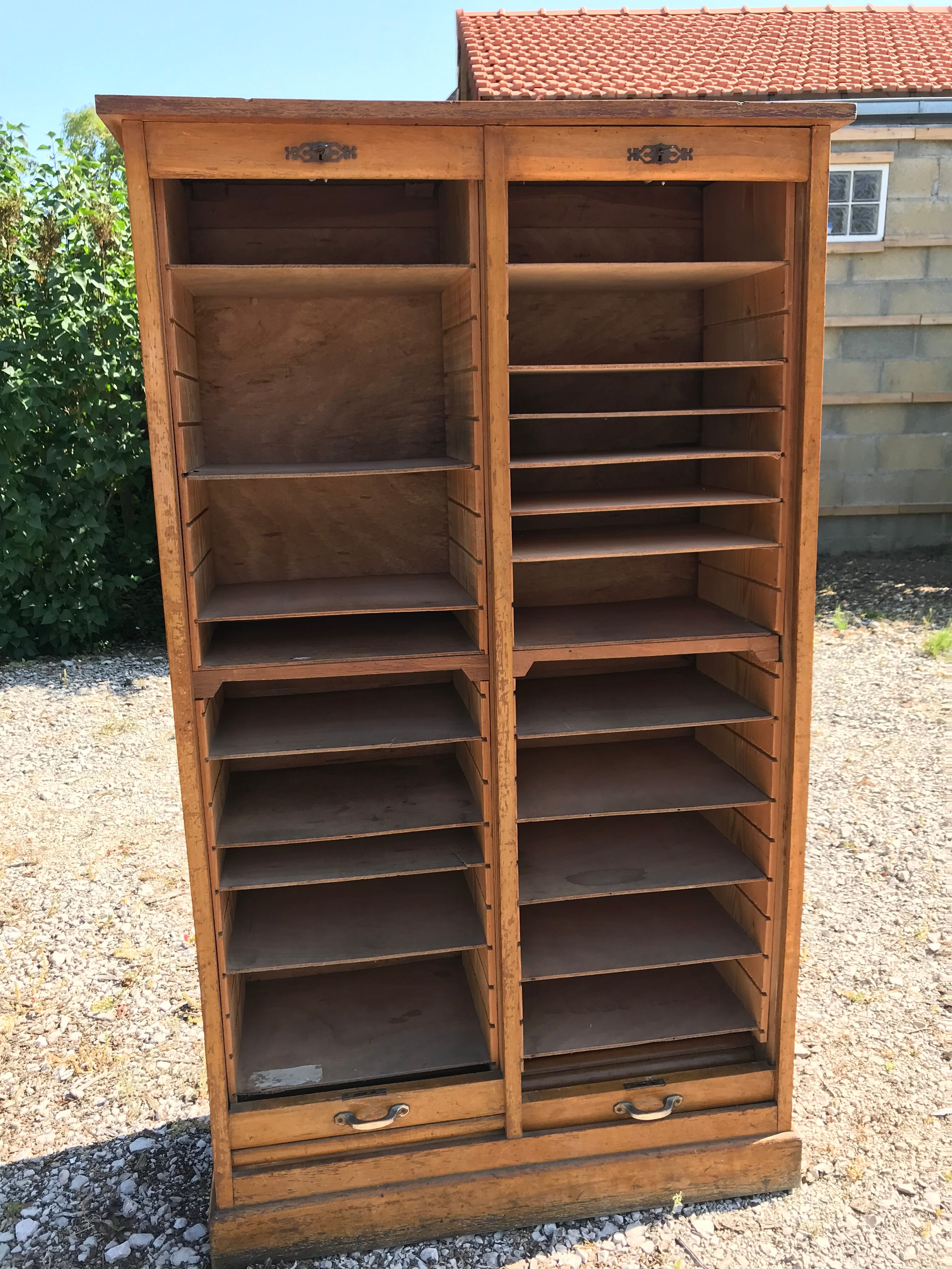 Notary furniture cabinet with curtains