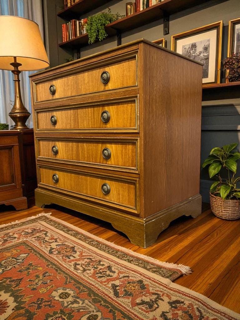 Vintage mini chest of drawers / wooden chest of drawers