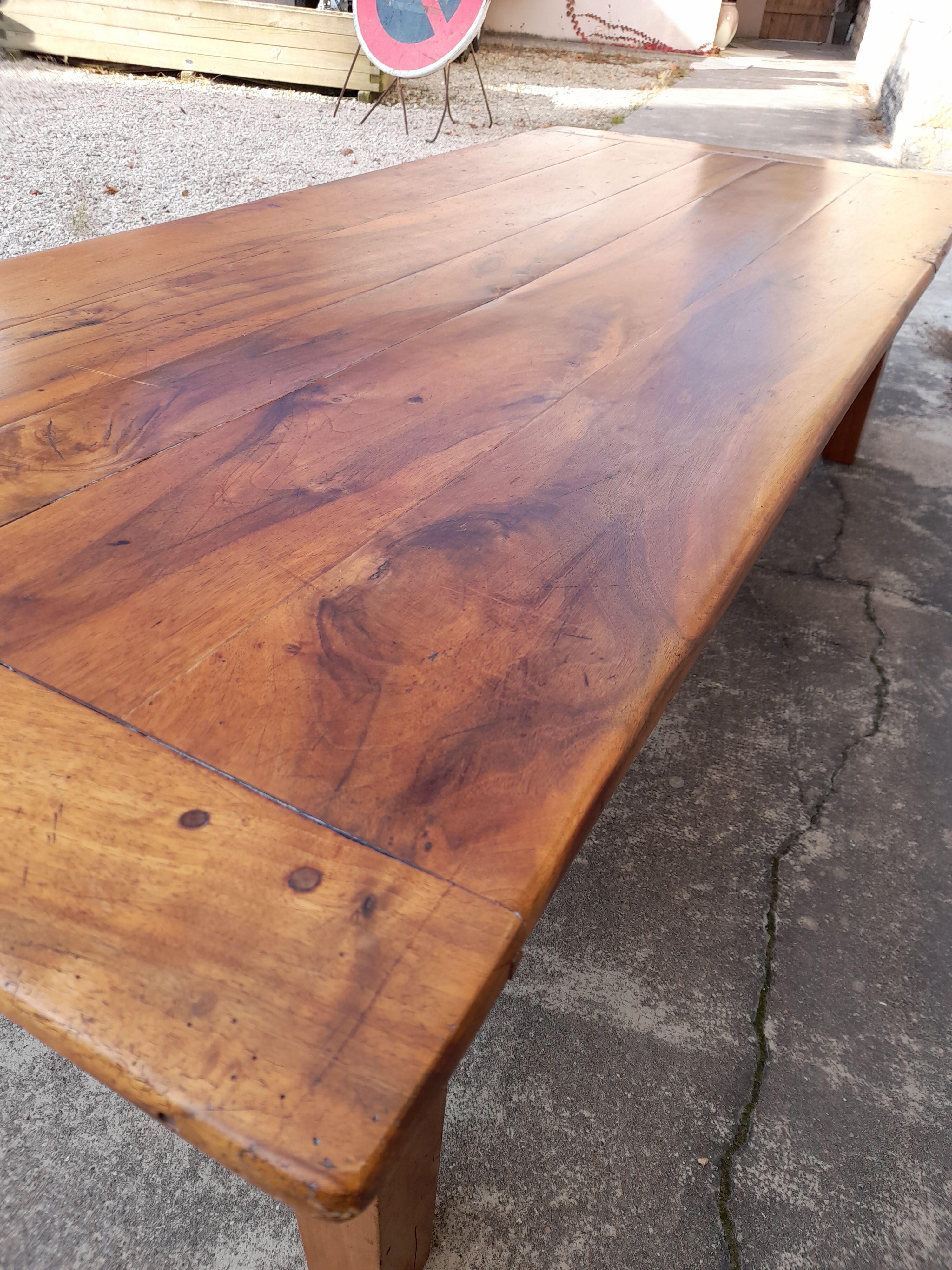 Walnut farm coffee table 19th -1m84