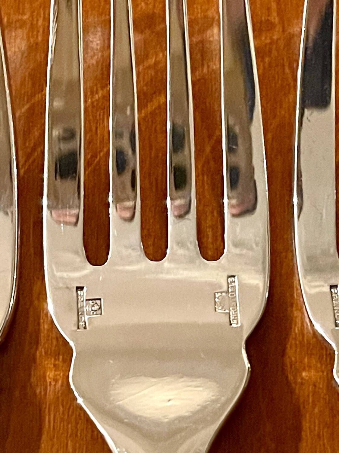 Christofle Perles 12-piece fish cutlery set, excellent condition