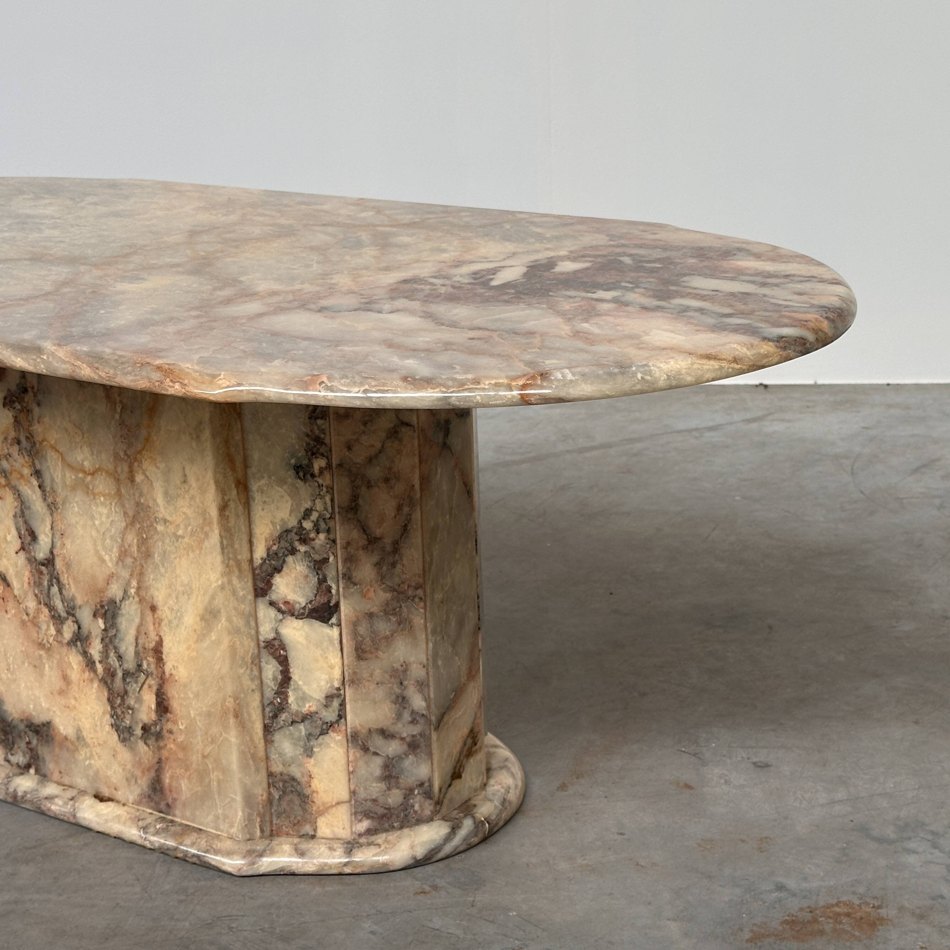 Classic Marble Coffee Table Fior di Pesco, Italy, 1970s