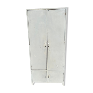 Armoire métallique des