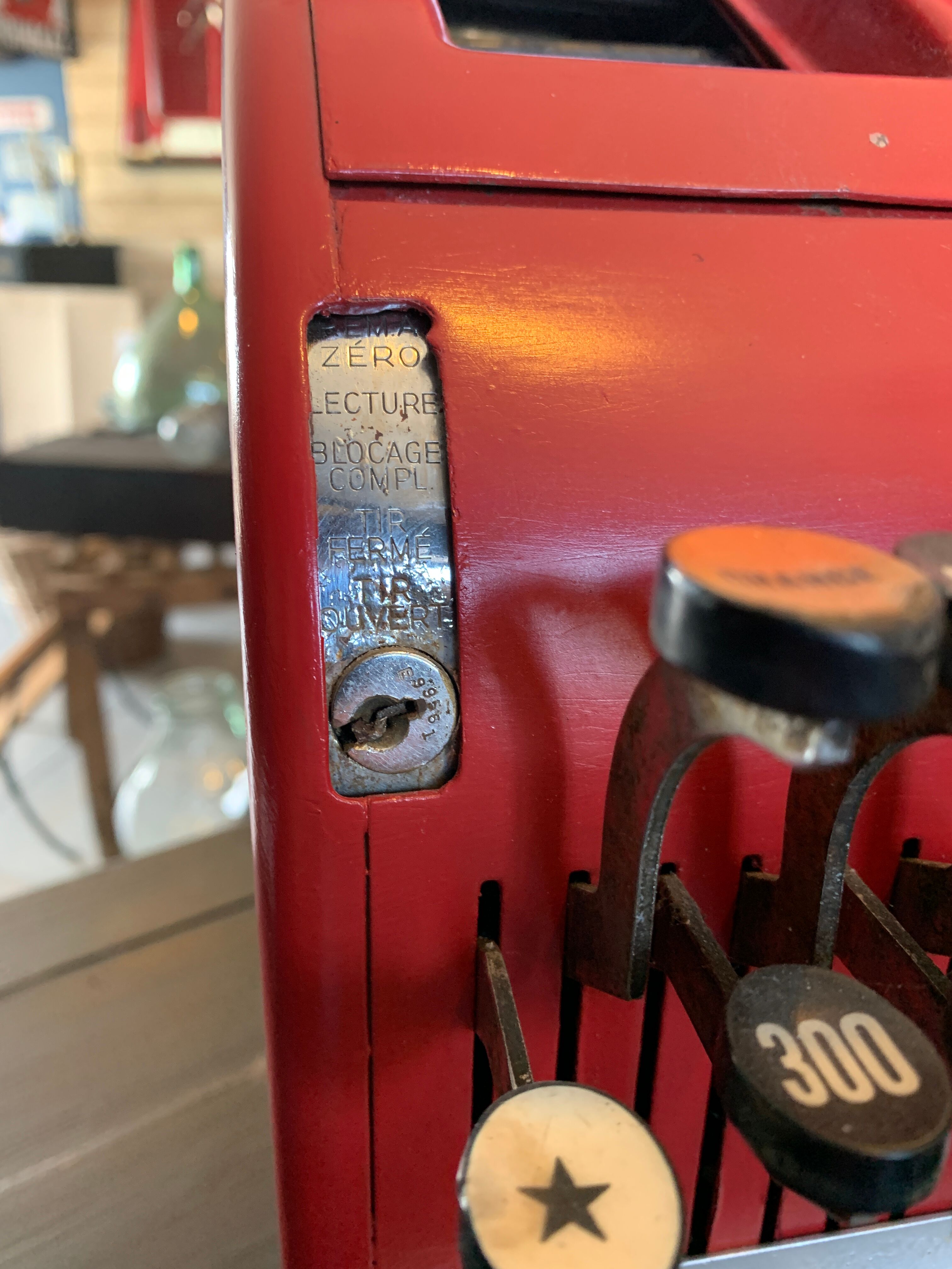 Former dundeel cash register