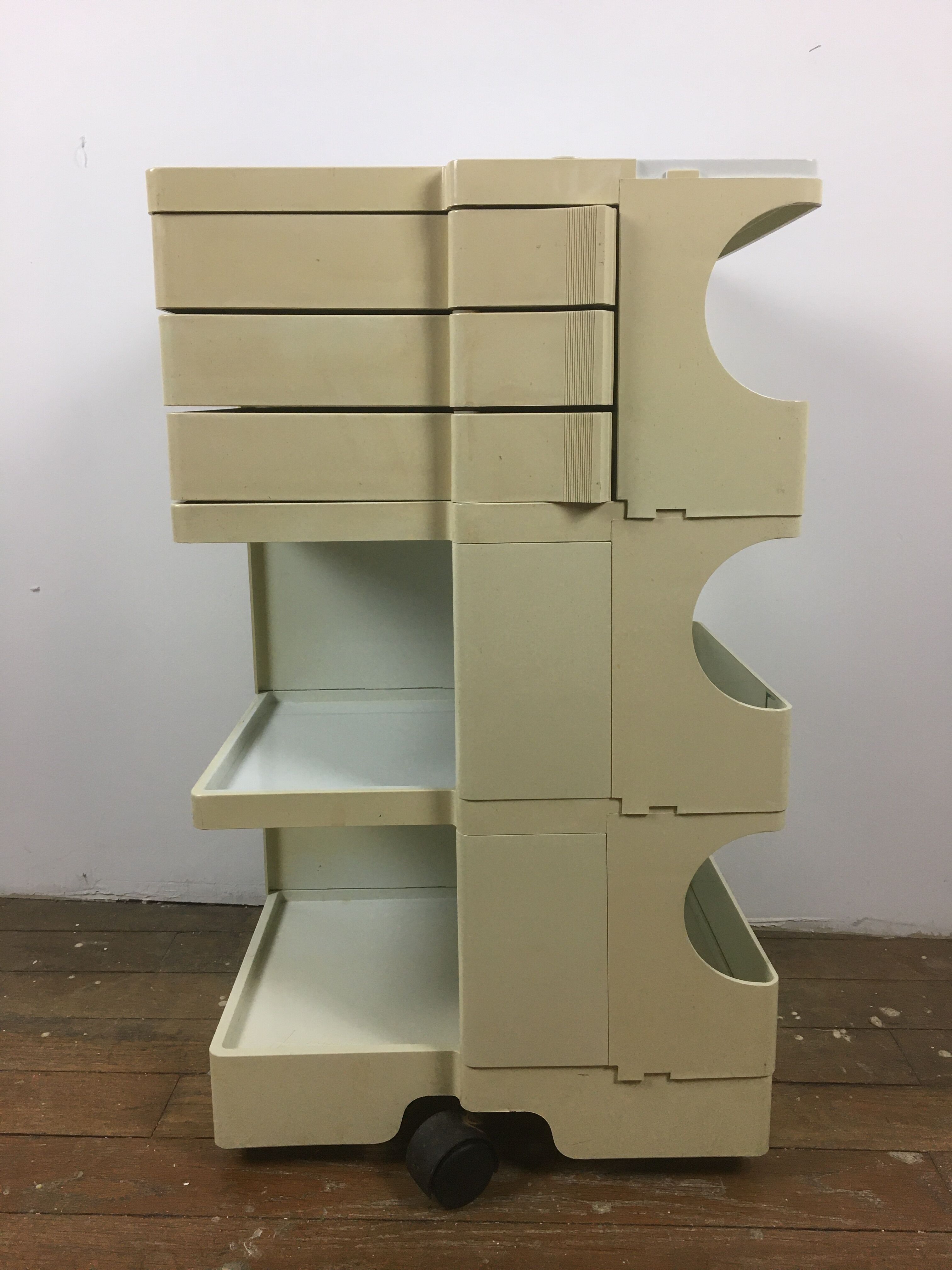 Serving trolley boby by Joe Colombo