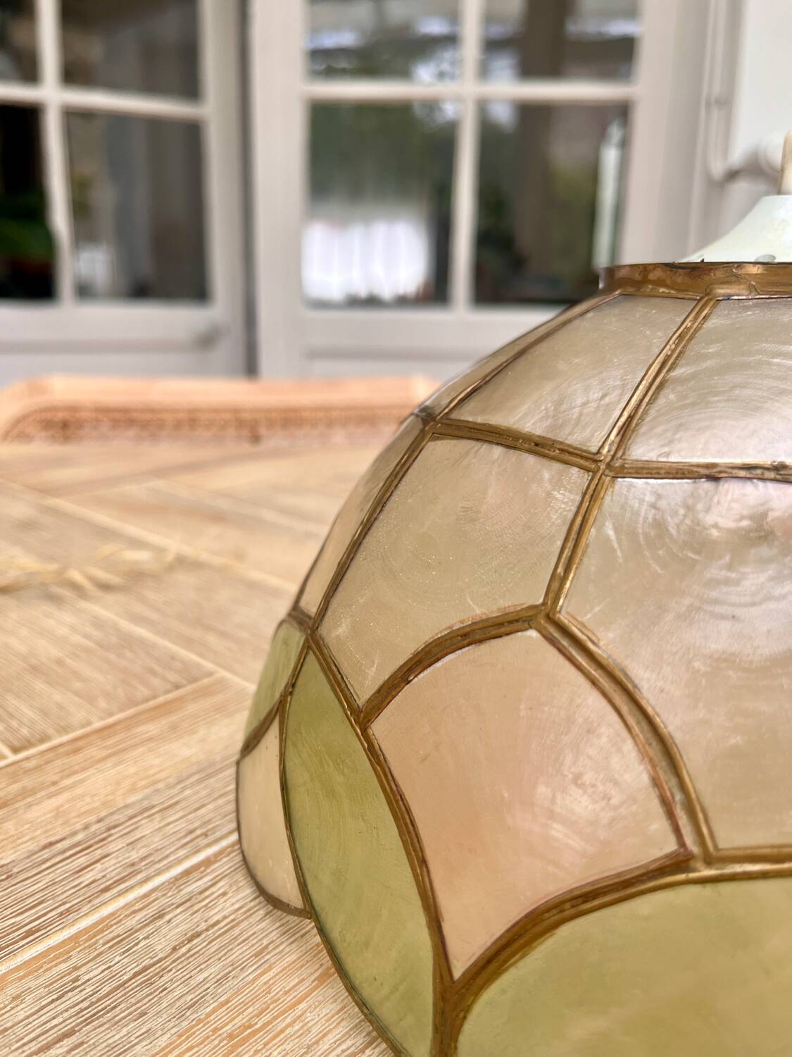 Mother-of-pearl pendant - Rose button