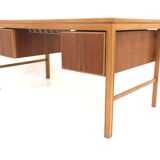 Scandinavian teak desk, Göran Strand, Lelångs Möbelfabrik, Sweden, 1950