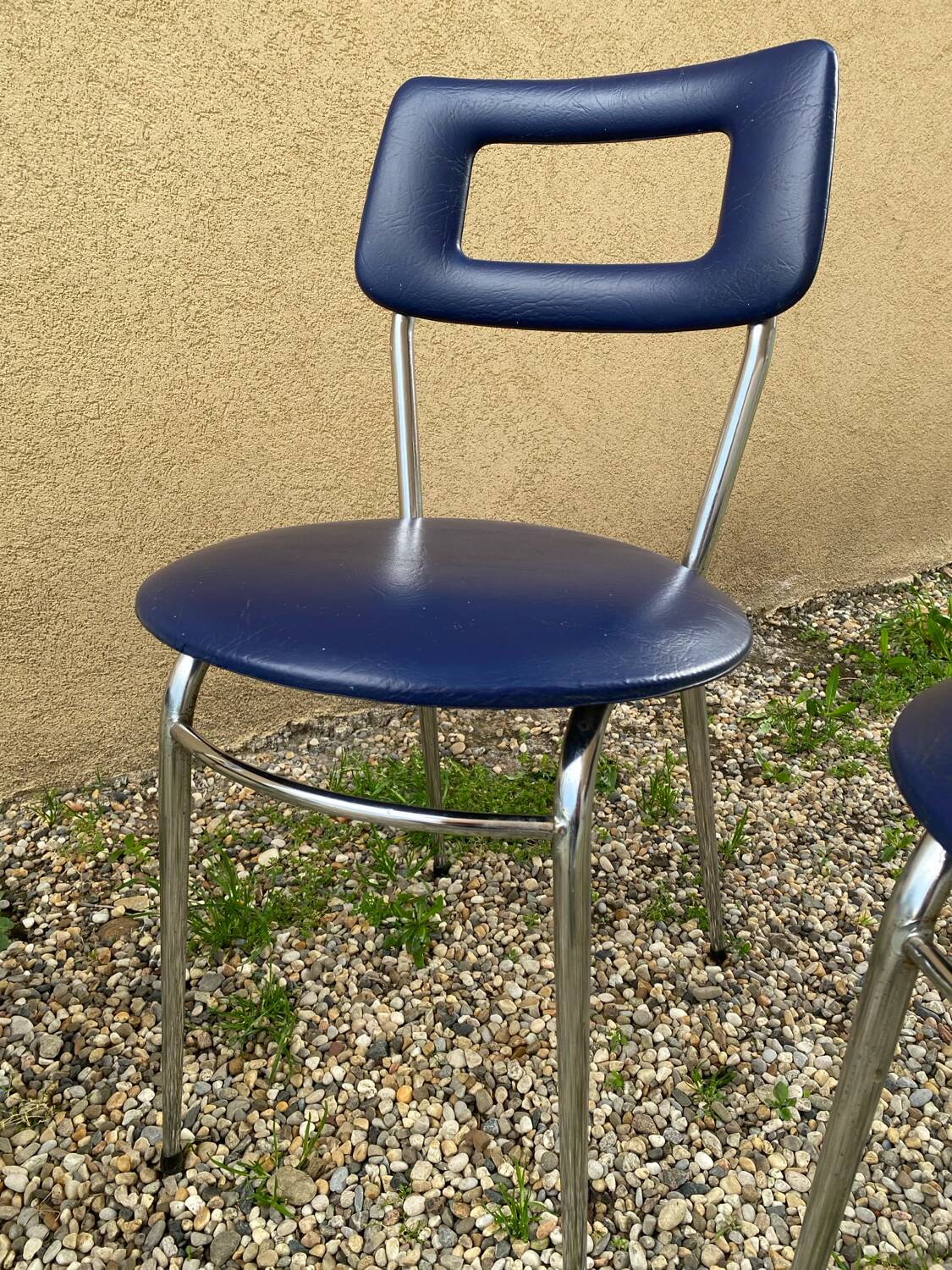 Lot of 70s chairs