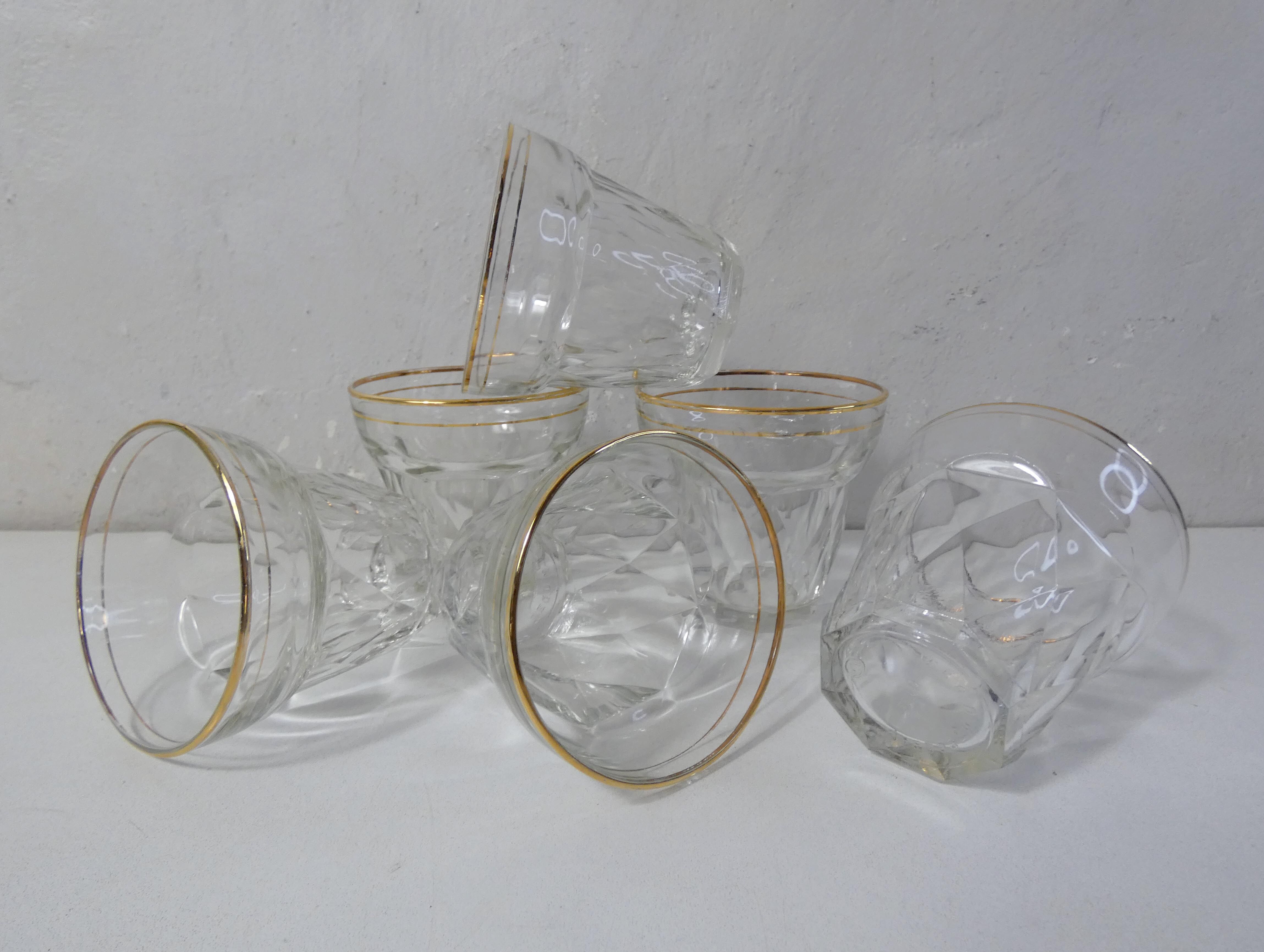 6 bistro glasses