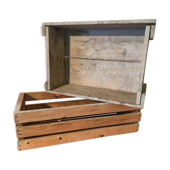 Lot of 2 old wooden crate
