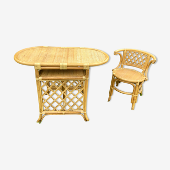 Wicker table and chair