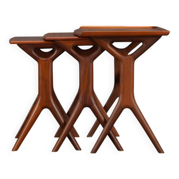 Ensemble de 3 tables gigognes par Johannes Andersen pour CFC Silkeborg, années 1960.