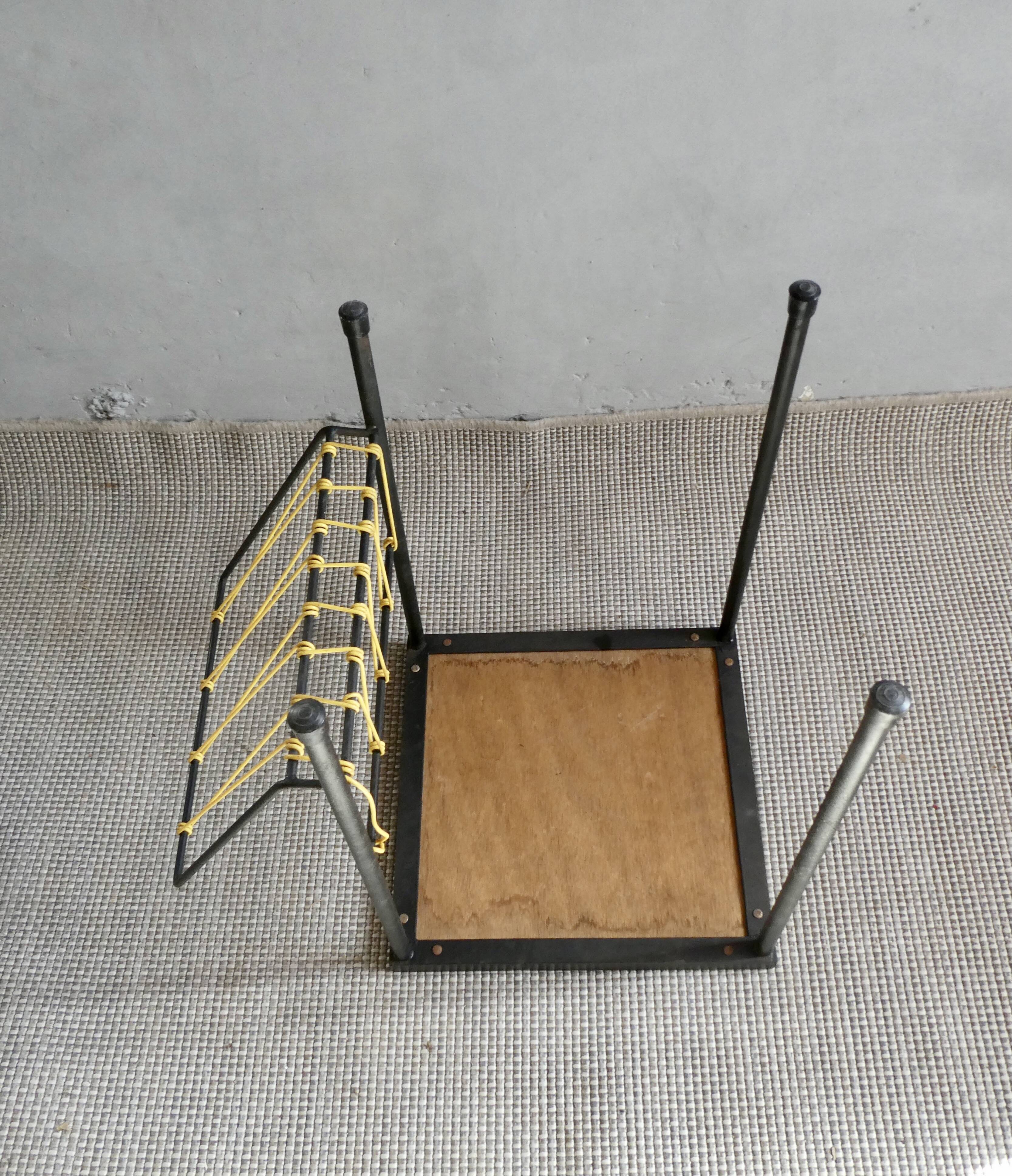 Table d'appoint en métal et carreaux de céramique, vers 1960