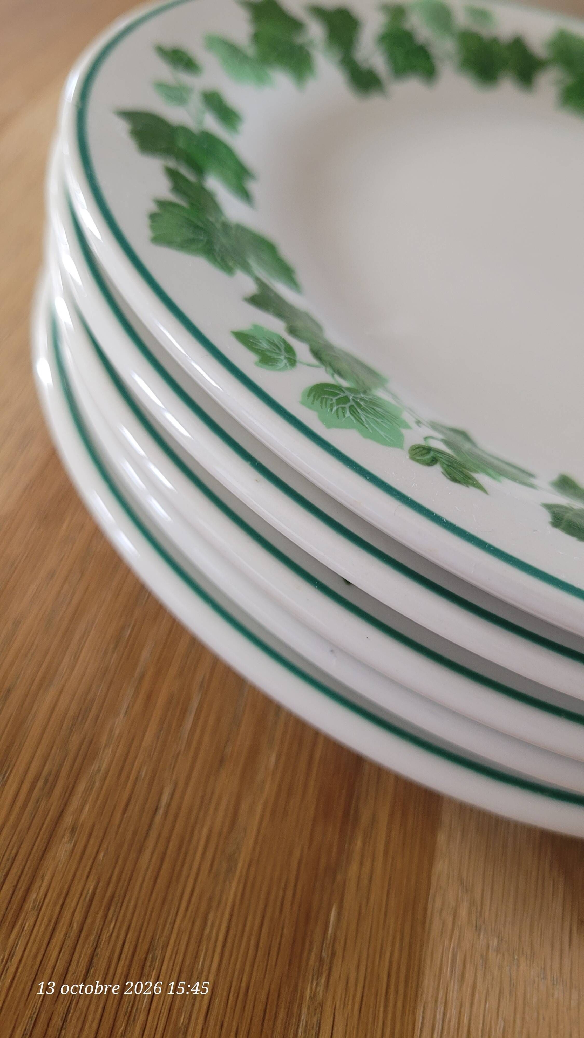 5 dessert plates and their matching bowl (Luciano)