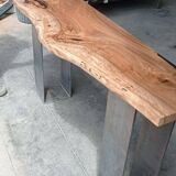 Console en noyer avec pieds en acier