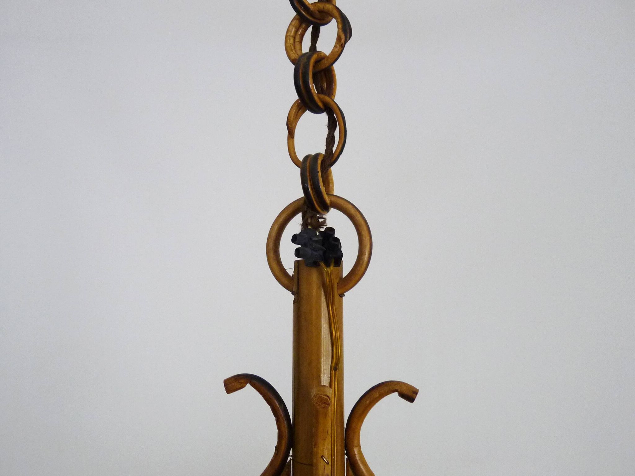 Ancienne suspension en rotin et cannage. Vintage années 60 70