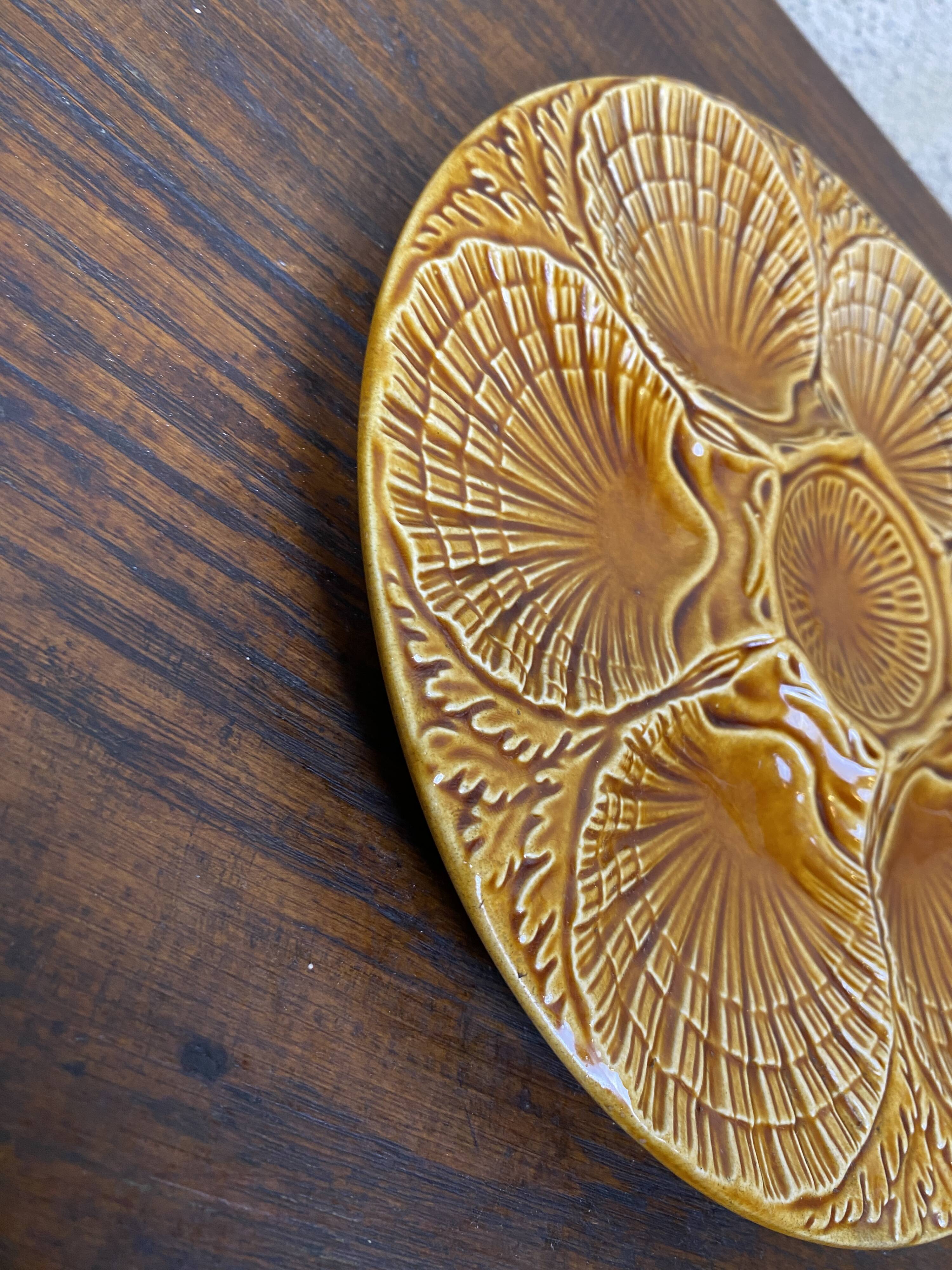 Secla Portugal oyster slip plates