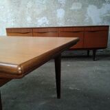 Scandinavian with extension dining table