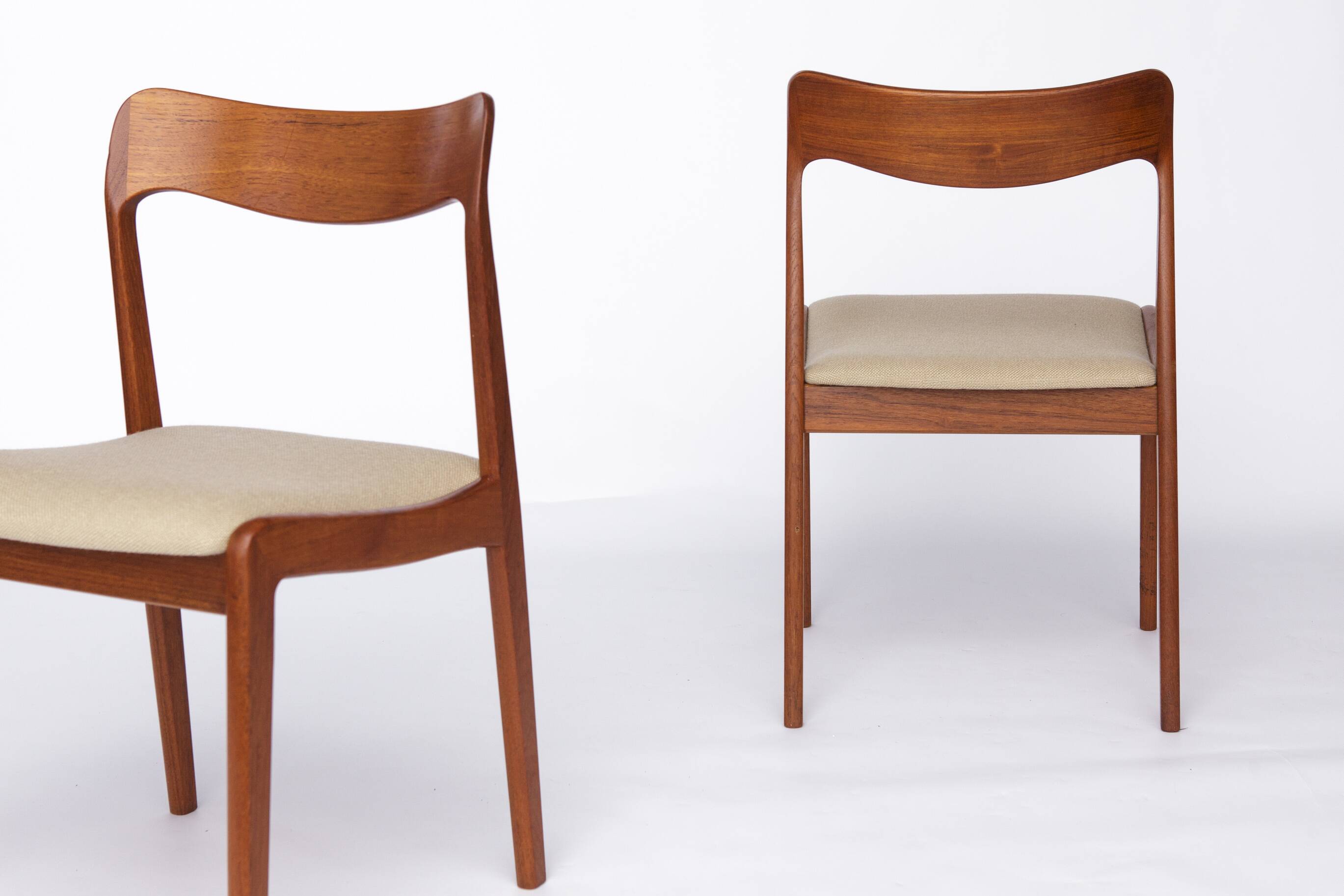 Lot de 4 chaises danoises en teck – Chaises de salle à manger modernes du milieu du siècle des années 1960, rétro
