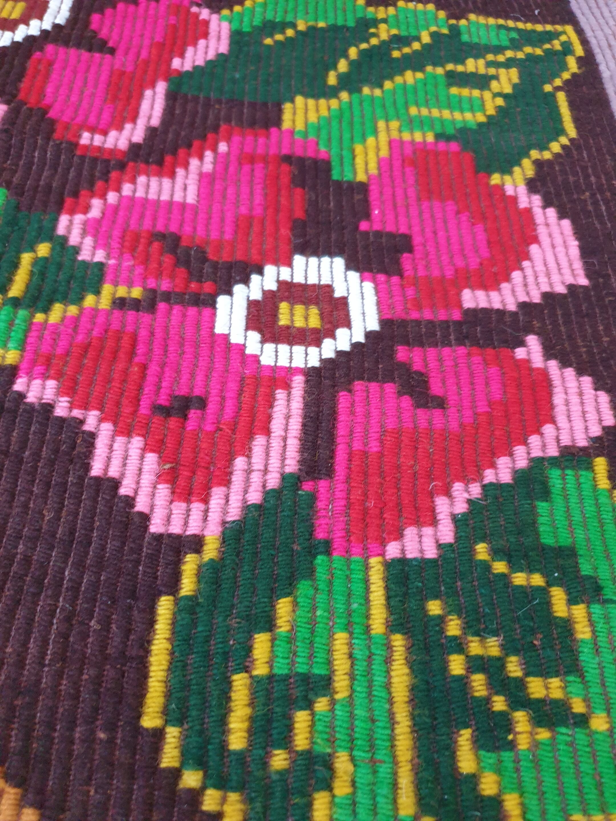 Boho chic Romanian carpet made by hand in wool, floral boho, lavender background with pink flowers 146x186cm