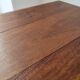Table basse brutaliste pieds torsadés