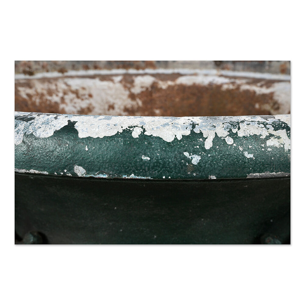 Medici planter in cast iron