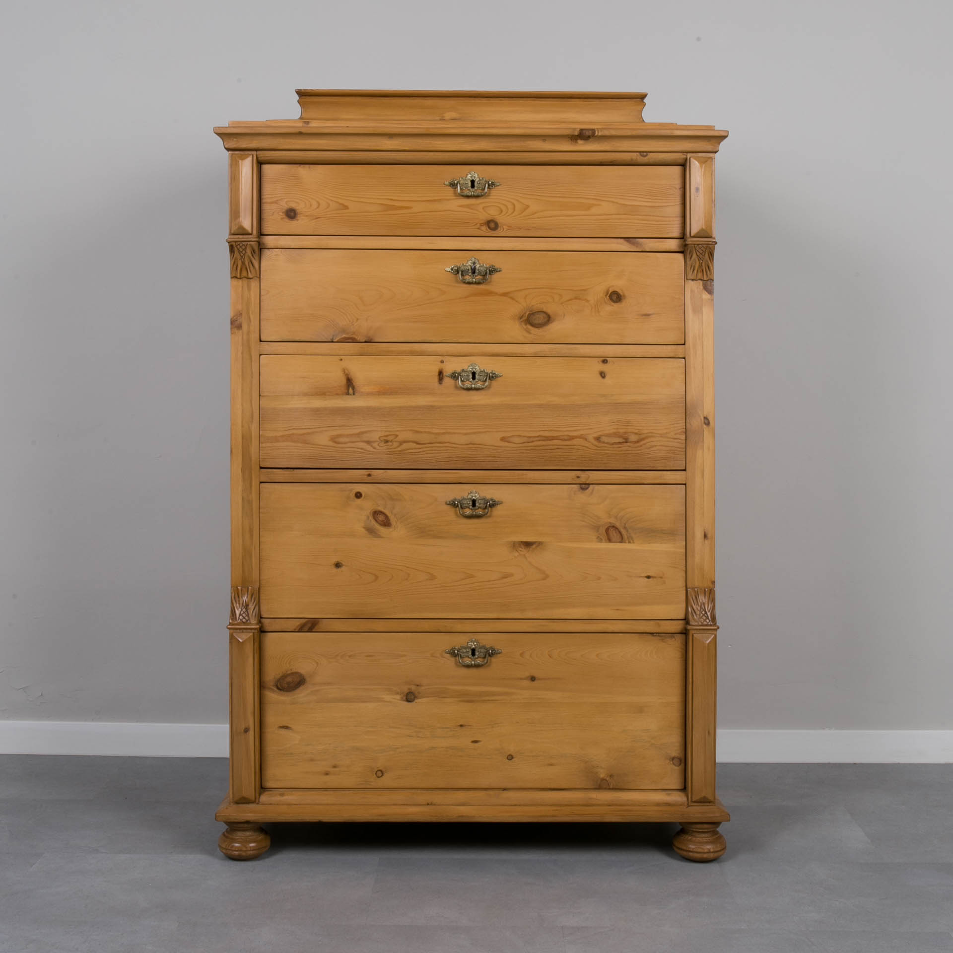 Antique Norwegian chest of drawers