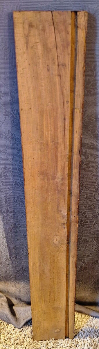 Panelling, ornamental pediment, 19th century.