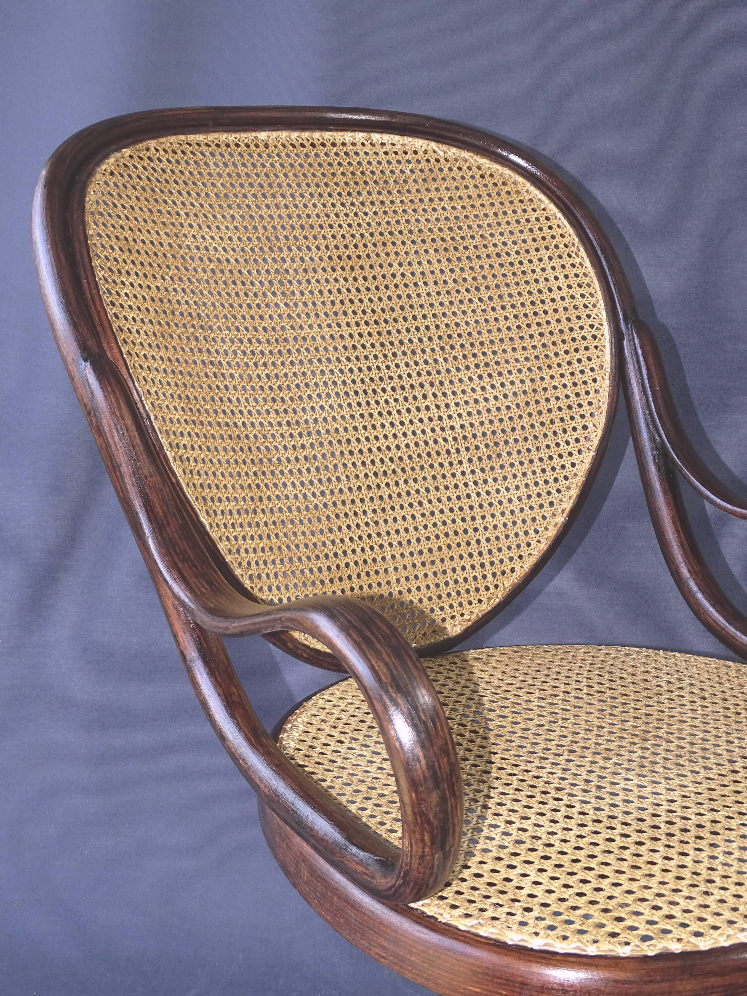 Office screw chair by Thonet 1880