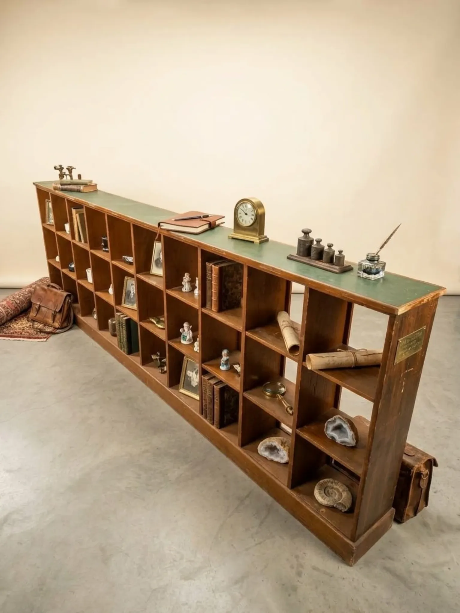 Meuble de Métier atelier tri postal ancien 1930s